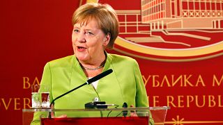 Angela Merkel appelle les Macédoniens à saisir une "chance historique"