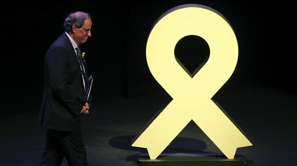 Posiciones enfrentadas en Cataluña por los lazos amarillos Posiciones enfrentadas en Cataluña por los lazos amarillos