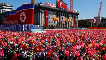  Corea del Norte celebra el 70 aniversario de su fundación con un desfile militar 