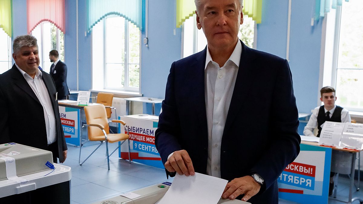 Moscow's Mayor Sergei Sobyanin casts his ballot in Moscow today