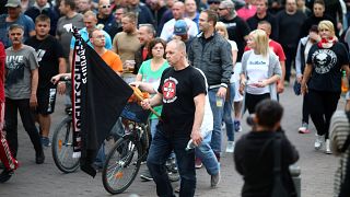 L'estrema destra in piazza dopo la morte del giovane, aggredito a Köthen