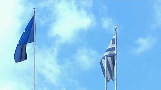 Grecia: Tspiras taglia le tasse