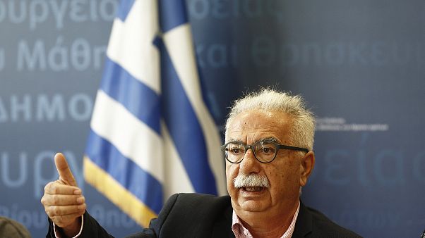 Γαβρόγλου: «Σύσταση επιτροπής για αλλαγή ώρας έναρξης μαθημάτων» Γαβρόγλου: «Σύσταση επιτροπής για αλλαγή ώρας έναρξης μαθημάτων»