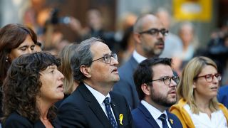 Katalanların lideri  Quim Torra ve kabinesi Bağımsızlık Günü törenlerinde