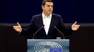 Tsipras discursa no Parlamento Europeu