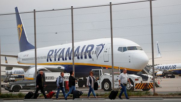 В Германии бастуют пилоты Ryanair В Германии бастуют пилоты Ryanair