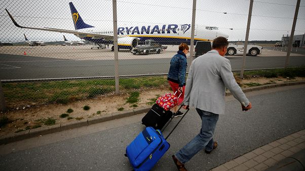 Βαθαίνει η κρίση Ryanair - εργαζομένων στη Γερμανία Βαθαίνει η κρίση Ryanair - εργαζομένων στη Γερμανία