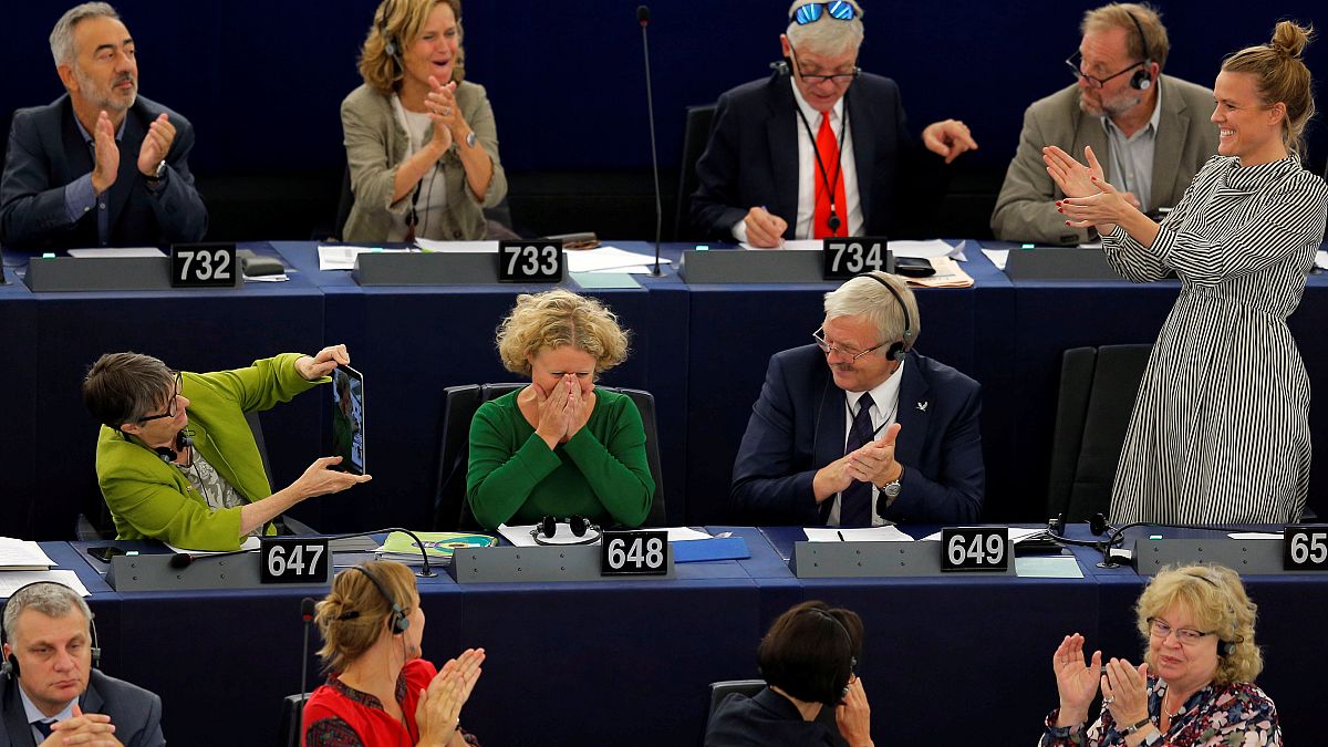 ماده تنبیهی پارلمان اروپا علیه مجارستان تصویب شد