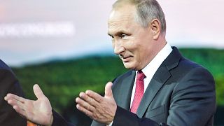 Putin propõe paz ao Japão e semeia discórdia no caso Skripal