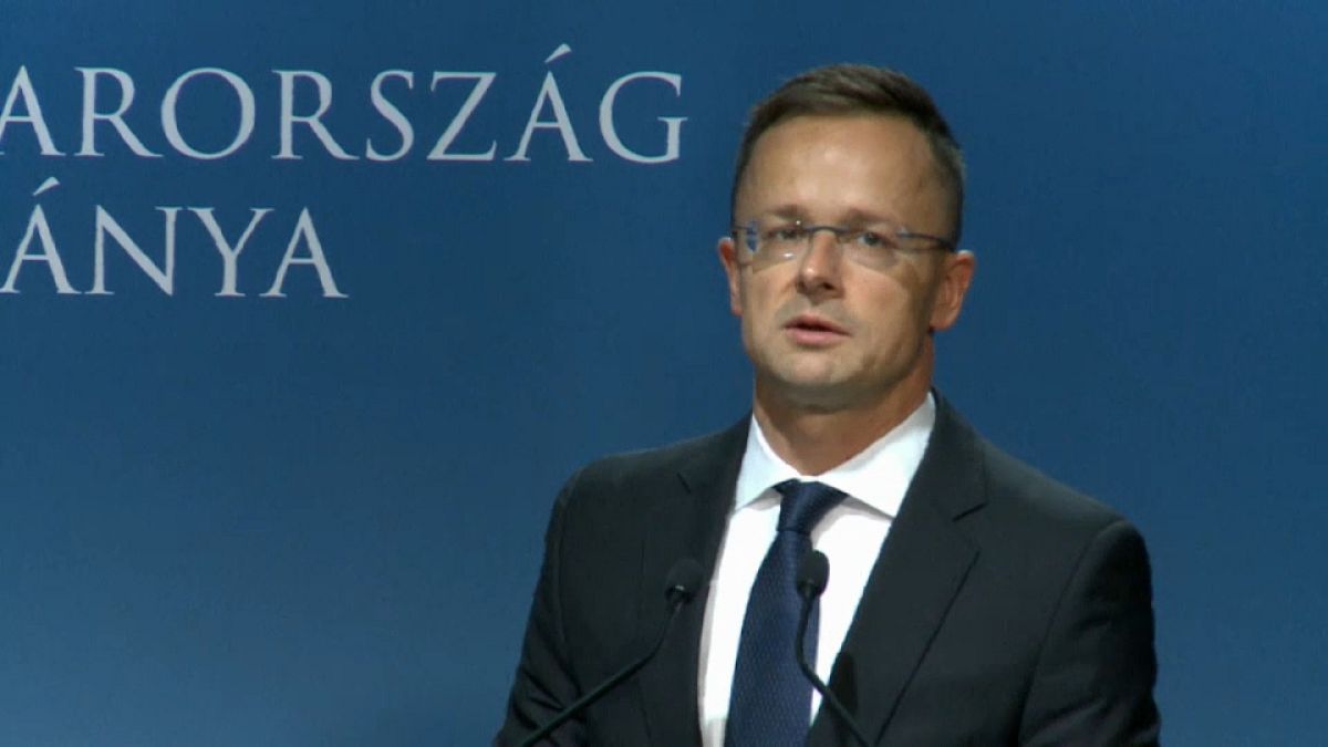 El gobierno húngaro califica de "revancha" la sanción del Parlamento Europeo