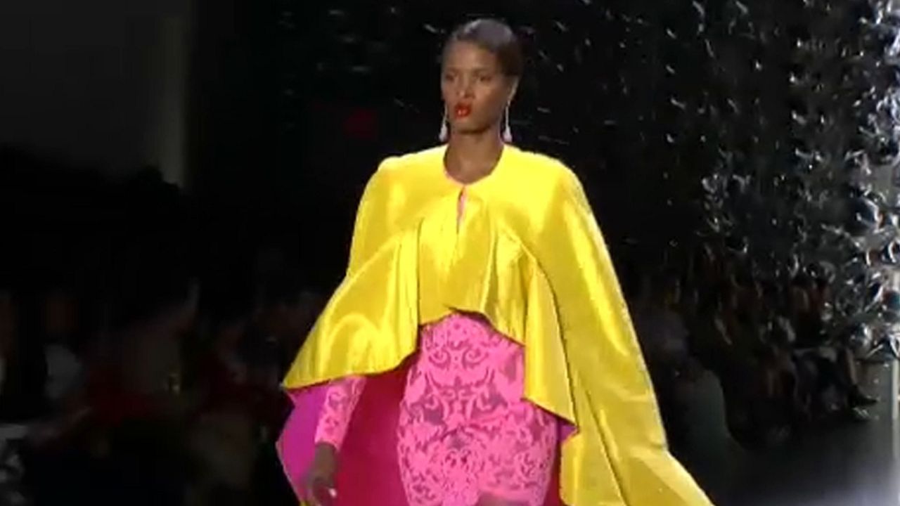 В моде яркие цвета