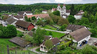  طرح پرداخت حقوق پایه ثابت در یک روستای سوئیس