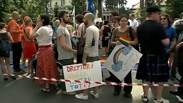 Románia: család=férfi+nő Románia: család=férfi+nő