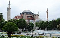 Παραμένει μουσείο η Αγία Σοφία