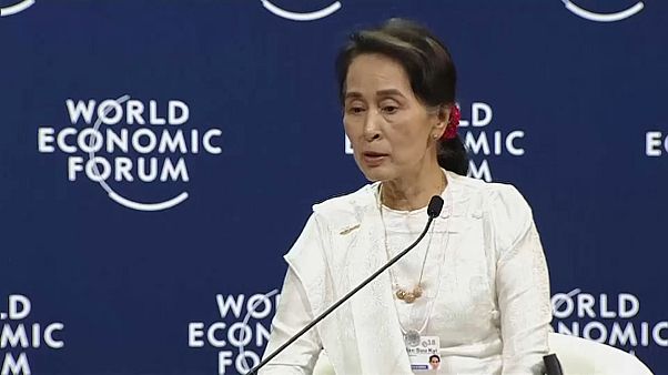 Suu Kyi zu inhaftierten Reuters-Reportern Suu Kyi zu inhaftierten Reuters-Reportern