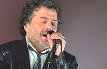 شاهد ما قاله الجزائريون عن وفاة الفنان رشيد طه بباريس