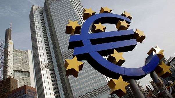 BCE revê em baixa crescimento da Zona Euro BCE revê em baixa crescimento da Zona Euro