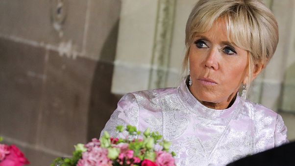 Tévésorozatban vendégszerepel a francia first lady Tévésorozatban vendégszerepel a francia first lady