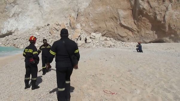 Derrumbe en una playa de la isla griega de Zante Derrumbe en una playa de la isla griega de Zante