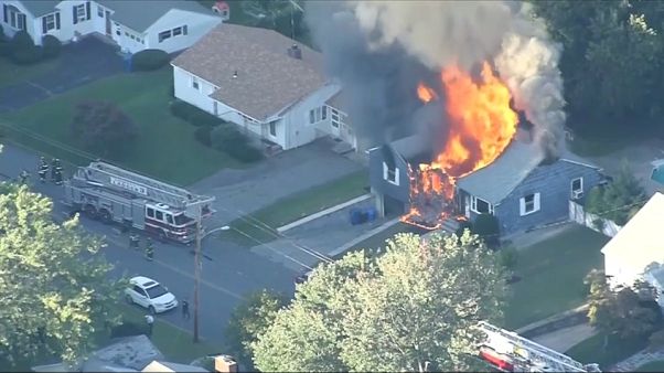 Decenas de explosiones de gas simultáneas en Boston Decenas de explosiones de gas simultáneas en Boston
