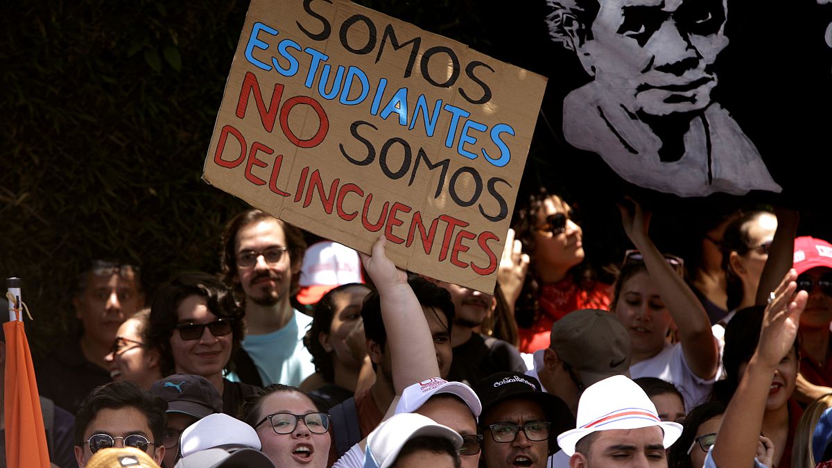 Los estudiantes se suman a las protestas en Costa Rica