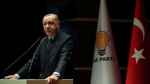 Erdoğan'dan faiz artıran Merkez Bankasına: Şu an benim şahsen sabır safhamdır Erdoğan'dan faiz artıran Merkez Bankasına: Şu an benim şahsen sabır safhamdır
