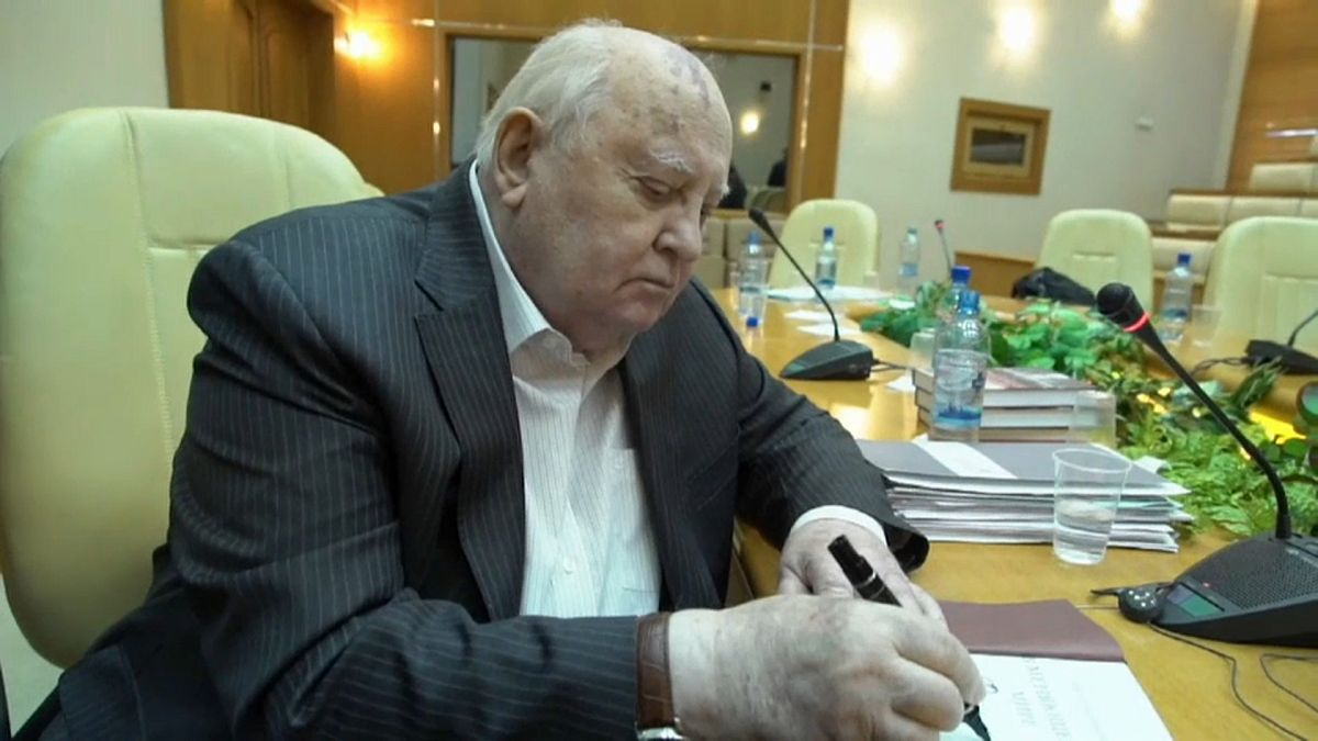 Michail Gorbatschow präsentiert Erinnerungen