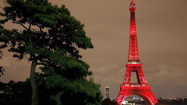 Japan in Paris: Jubiläum am Eiffelturm Japan in Paris: Jubiläum am Eiffelturm