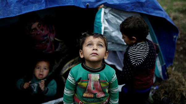 Grèce : le camp de Moria, une "bombe à retardement" Grèce : le camp de Moria, une "bombe à retardement"