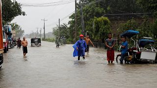 Le typhon Mangkhut frappe durement les Philippines