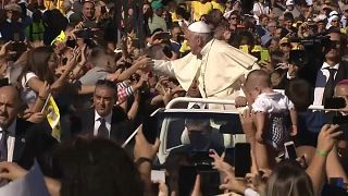 Papst fordert zu offener Kritik an Missständen in der Kirche auf