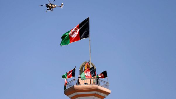 Kabil'de bir askeri helikopter Kabil'de bir askeri helikopter