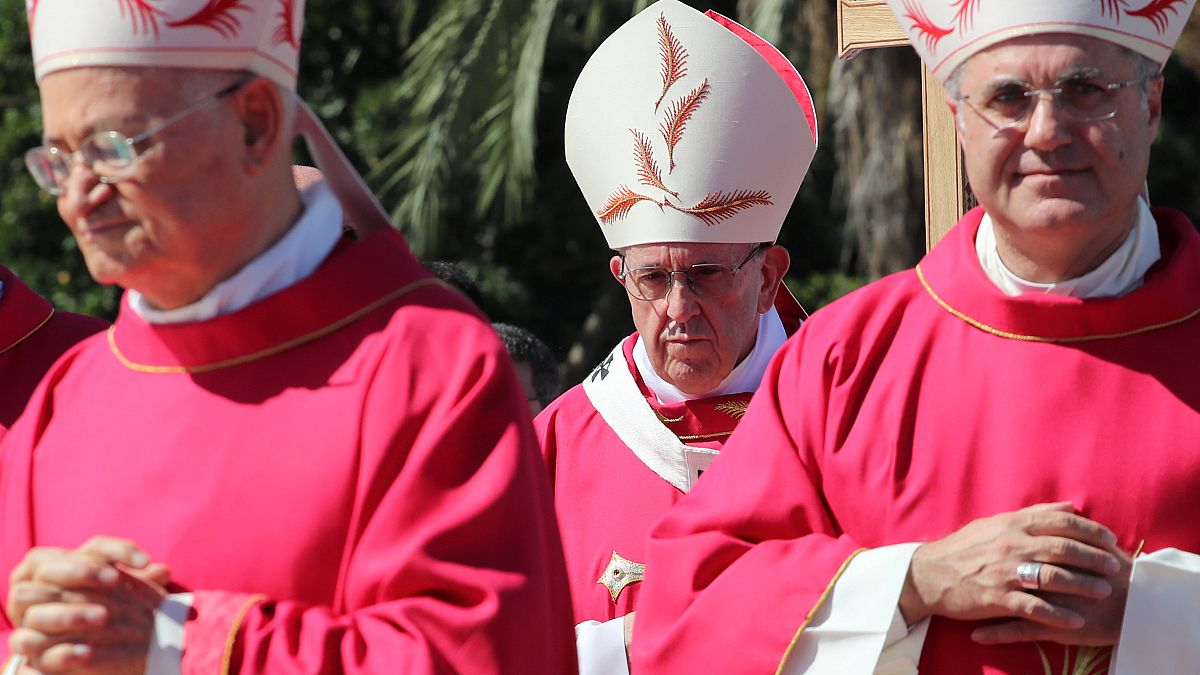 El papa Francisco arremete contra la mafia en Sicilia