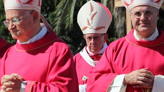 El papa Francisco arremete contra la mafia en Sicilia