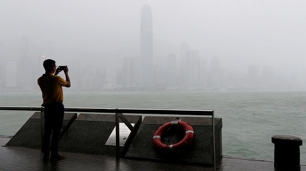 Typhon Mangkhut : 49 morts aux Philippines, la Chine attend son passage Typhon Mangkhut : 49 morts aux Philippines, la Chine attend son passage