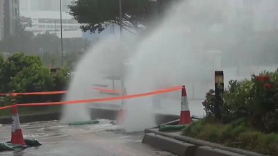 Wirbelsturm "Mangkhut" wütet in Hongkong