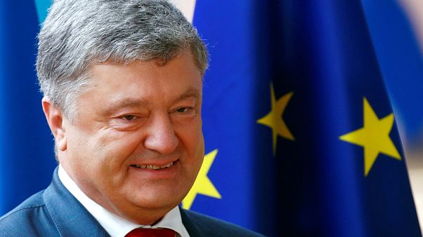 Порошенко подписал указ о разрыве договора о дружбе с РФ Порошенко подписал указ о разрыве договора о дружбе с РФ