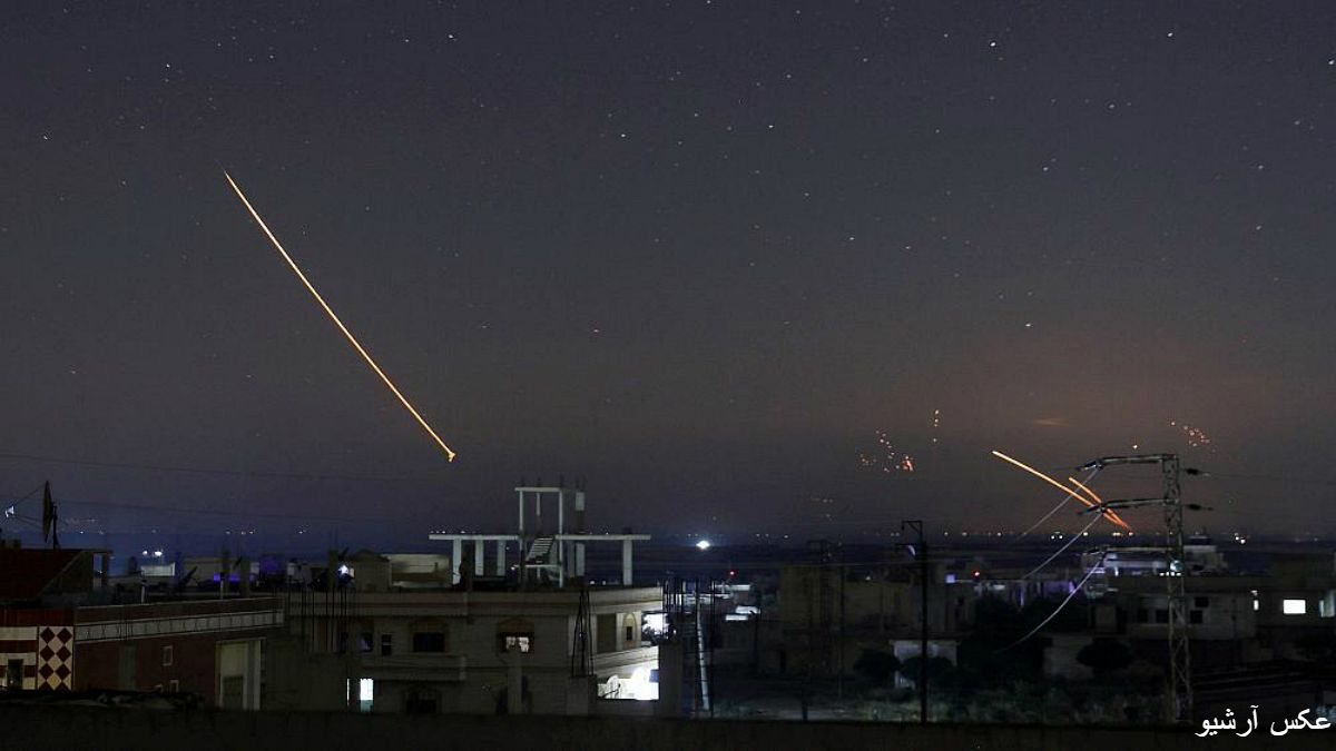 حمله موشکی به لاذقیه؛ انهدام چندین موشک‌ توسط پدافند هوایی سوریه 