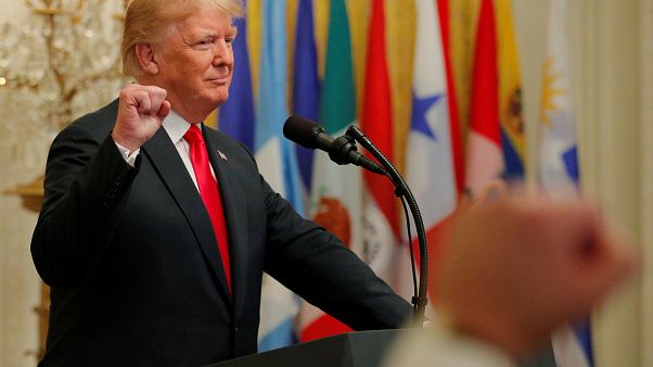 Trump calienta la guerra comercial con China a través de nuevos aranceles Trump calienta la guerra comercial con China a través de nuevos aranceles