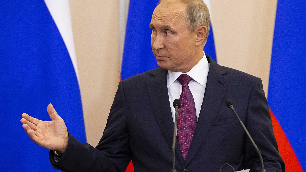 Vladimir Putin yesterday discussed the war in Syria with Turkey's president