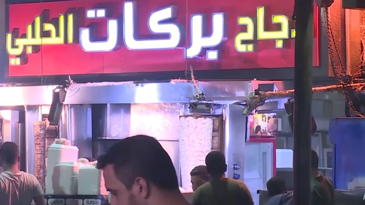 جهاز مدينة 6 أكتوبر المصرية يشن حملات مكثفة لطرد الباعة السوريين 