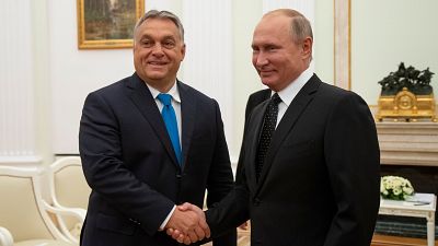 Putin e Orbán estreitam relações bilaterais