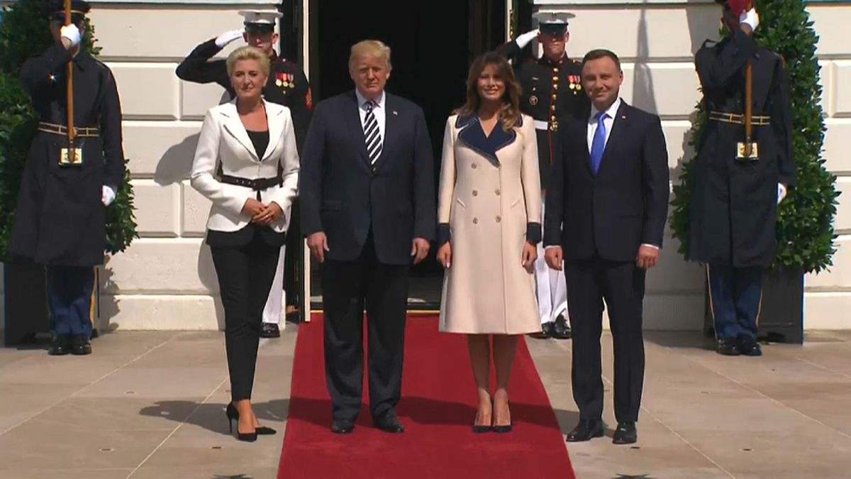 Trump, valutiamo militari Usa in Polonia