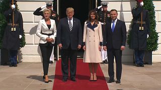 Polonya ABD'den kalıcı askeri üs istedi; Trump AB'ye yüklendi