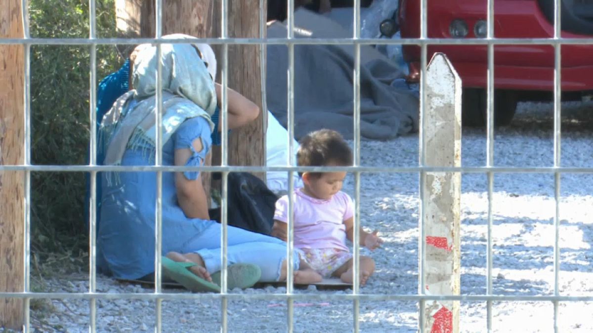 Atrapados en Moria, "el peor campo de refugiados del mundo"