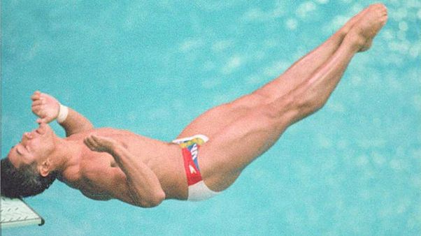 30 χρόνια από το σοκαριστικό ατύχημα του Γκρεγκ Λουγκάνις στη Σεούλ 30 χρόνια από το σοκαριστικό ατύχημα του Γκρεγκ Λουγκάνις στη Σεούλ