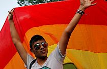 Rumanía anuncia referéndum para obstaculizar las uniones homosexuales