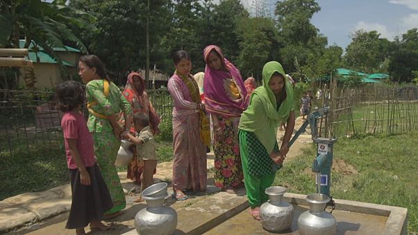 Bangladés: el reto de compartir recursos con decenas de miles de rohinyás Bangladés: el reto de compartir recursos con decenas de miles de rohinyás