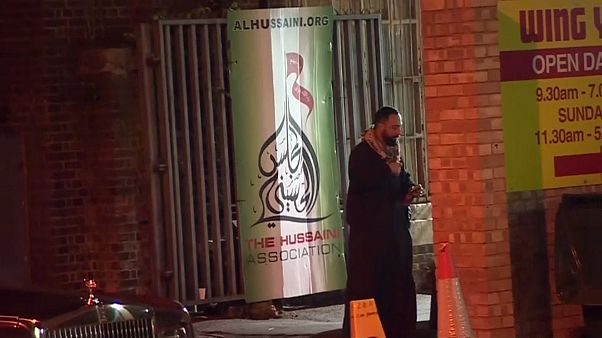 التجمع الإسلامي في لندن حيث اصطدمت سايرة بممر مشاة التجمع الإسلامي في لندن حيث اصطدمت سايرة بممر مشاة