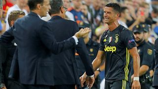 C.Ronaldo sai em lágrimas depois de ter sido expulso no Valência - Juventus